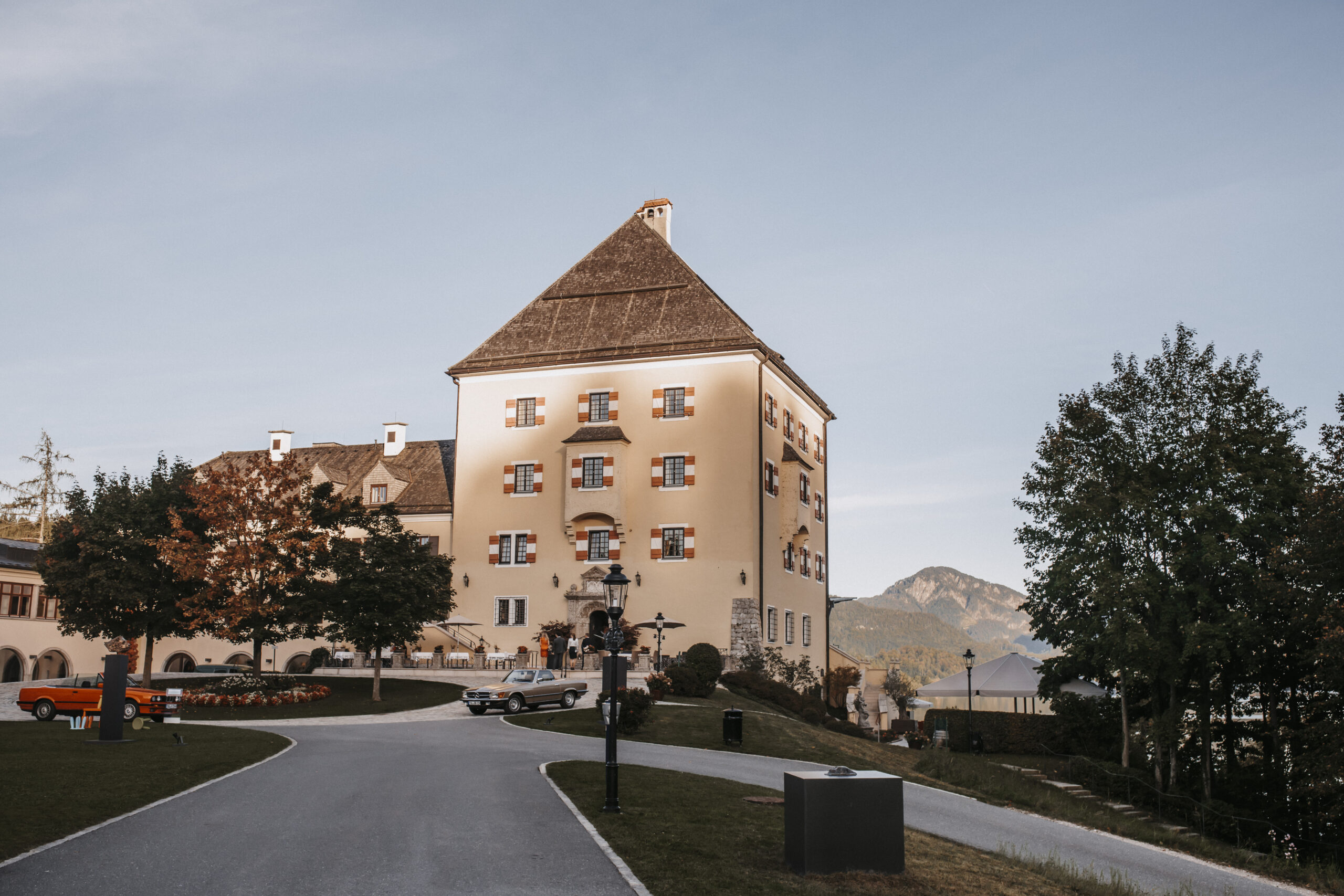 Schloss Fuchs, Hochzeitslocation am Fuschlsee im Salzburger Land, Heiraten in Österreich an einem See