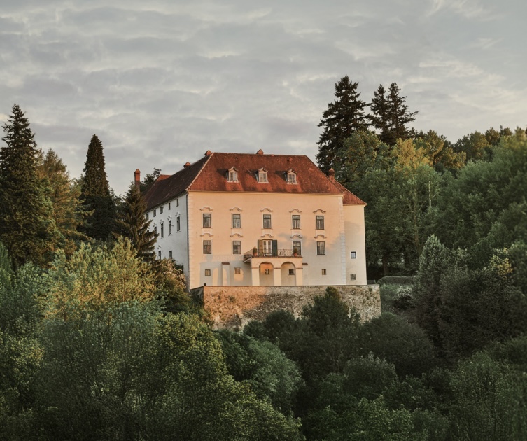 Heiraten in Niederösterreich, exklusive Hochzeitslocation Schloss Ernegg in Österreich, Schlosshochzeit
